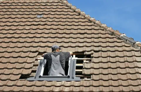 Pose de velux - Pruillé-le-Chétif